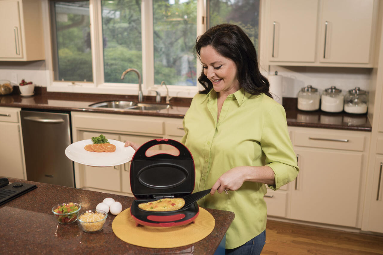 Sandwichera antiadherente de doble cocción para crear recetas rápidas y saludables