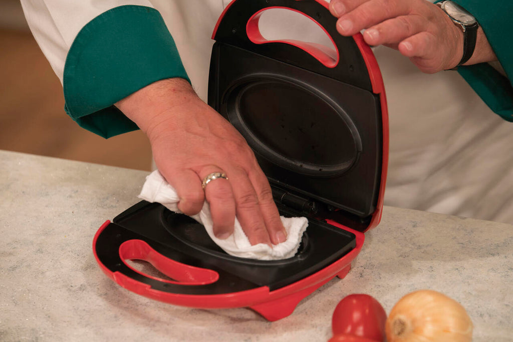 Sandwichera antiadherente de doble cocción para crear recetas rápidas y saludables
